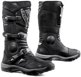 Botas Adventure WP Negro Forma