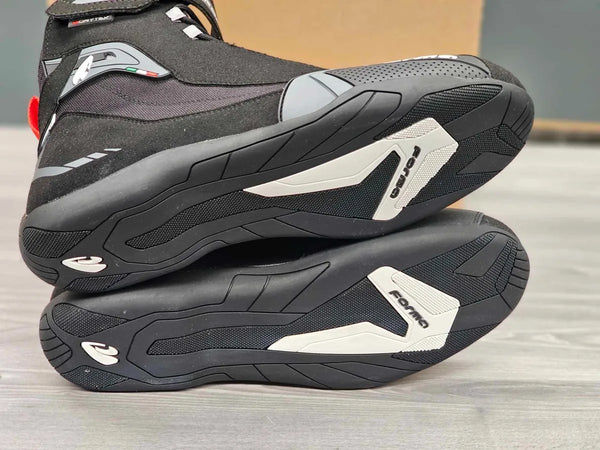 Botas Viper WP Negro Forma